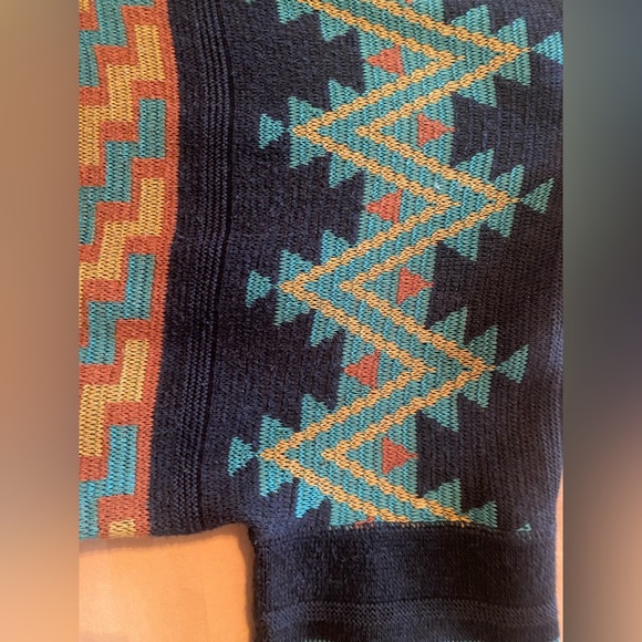 Gorgeous Peruvian Connection open sweater with classic Southwestern pattern 🩵💚💙 - Picture 10 of 11